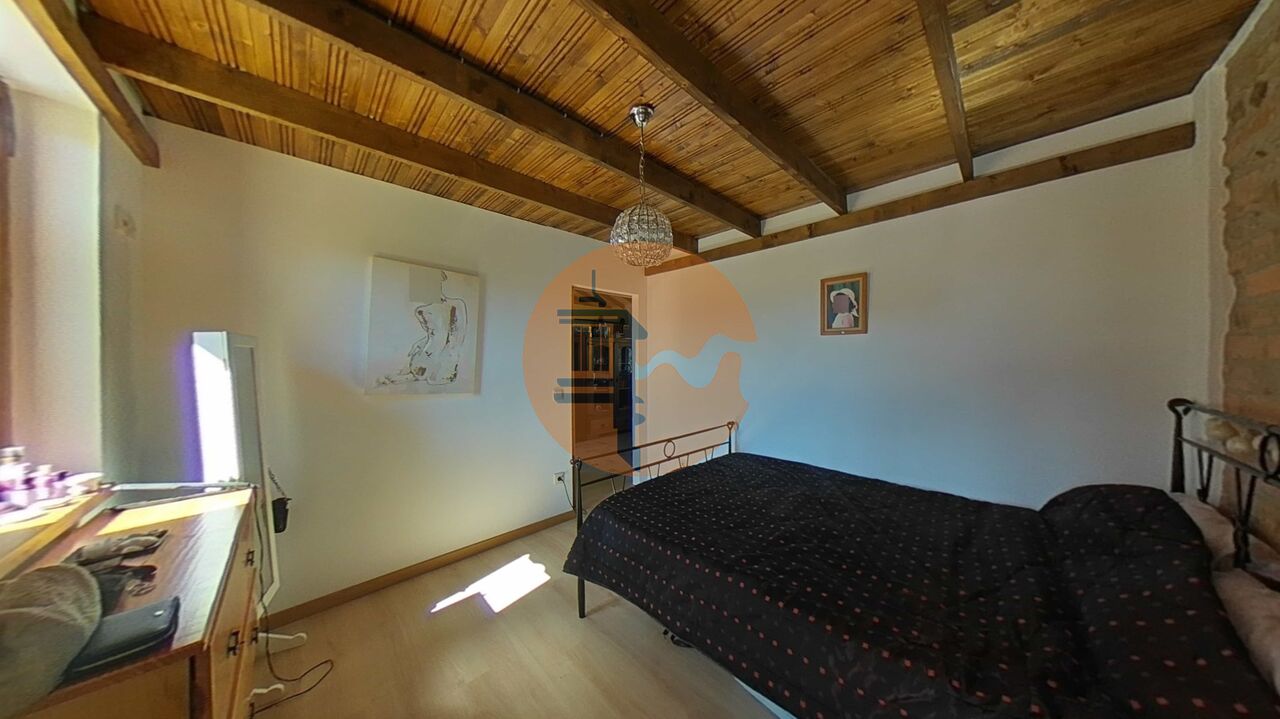 Villa for sale in Coimbra District 17