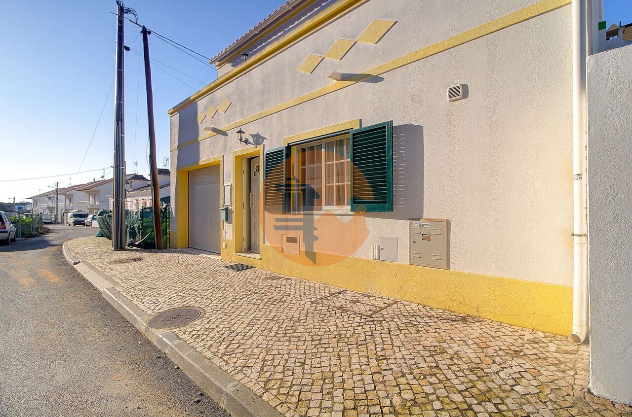 Villa for sale in Faro 9
