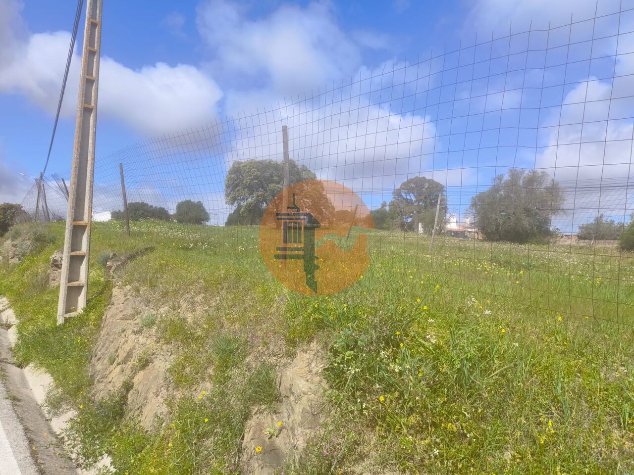 Plot for sale in Faro 4