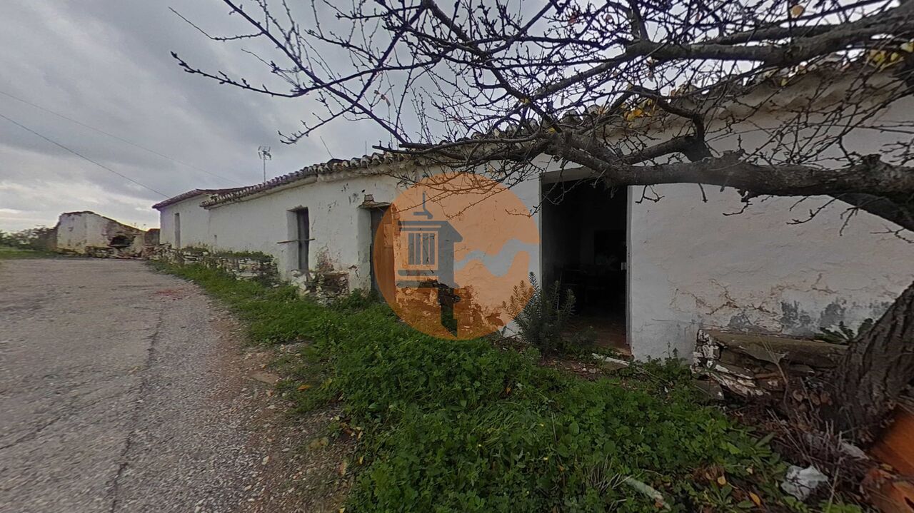 Haus zum Verkauf in Faro 48
