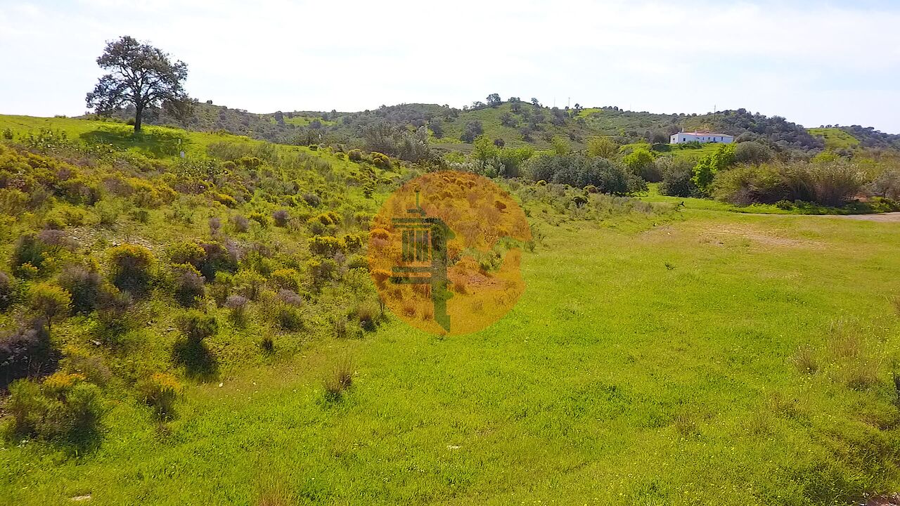 Plot for sale in Faro 28