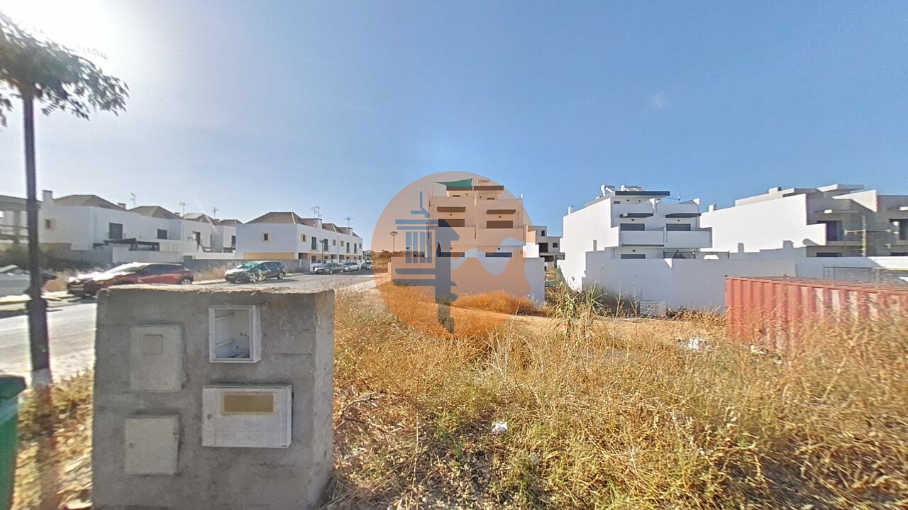 Размер собственного участка для продажи в Vila Real de S.A. and Eastern Algarve 3