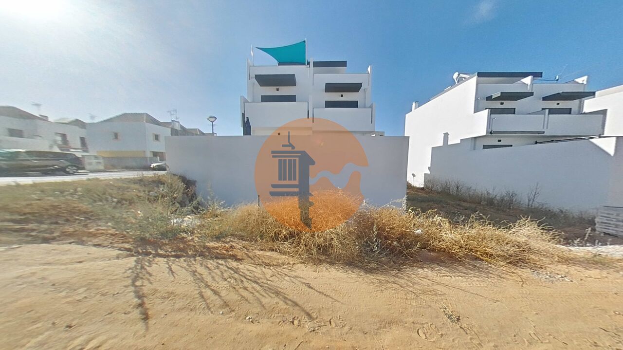 Plot te koop in Vila Real de S.A. and Eastern Algarve 4