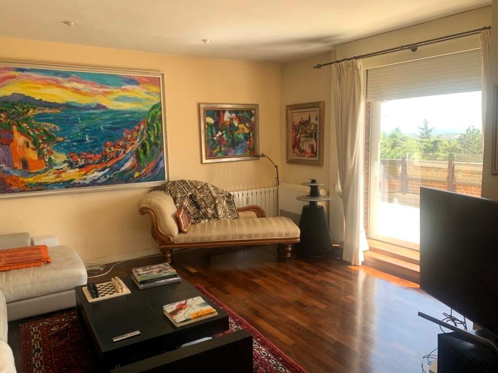 Penthouse for sale in Madrid City 14