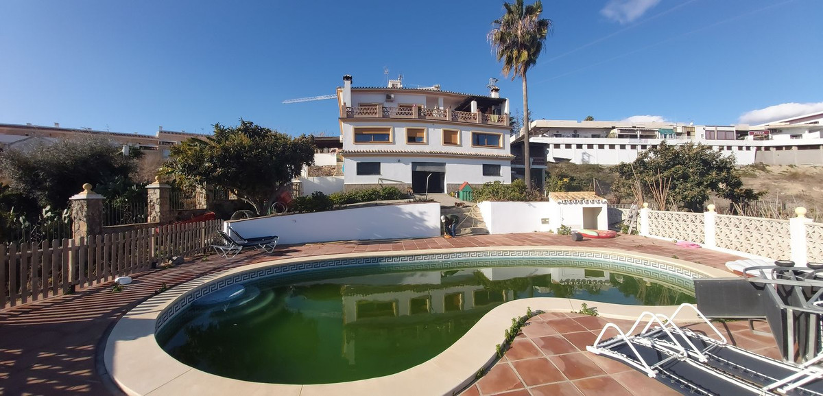 Countryhome for sale in Estepona 1