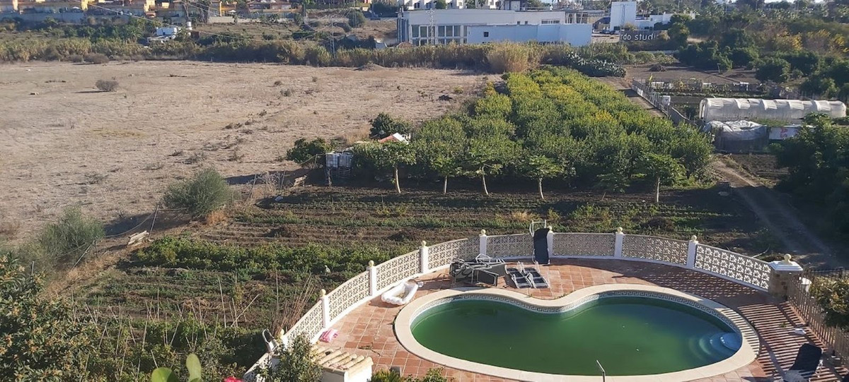 Countryhome for sale in Estepona 5