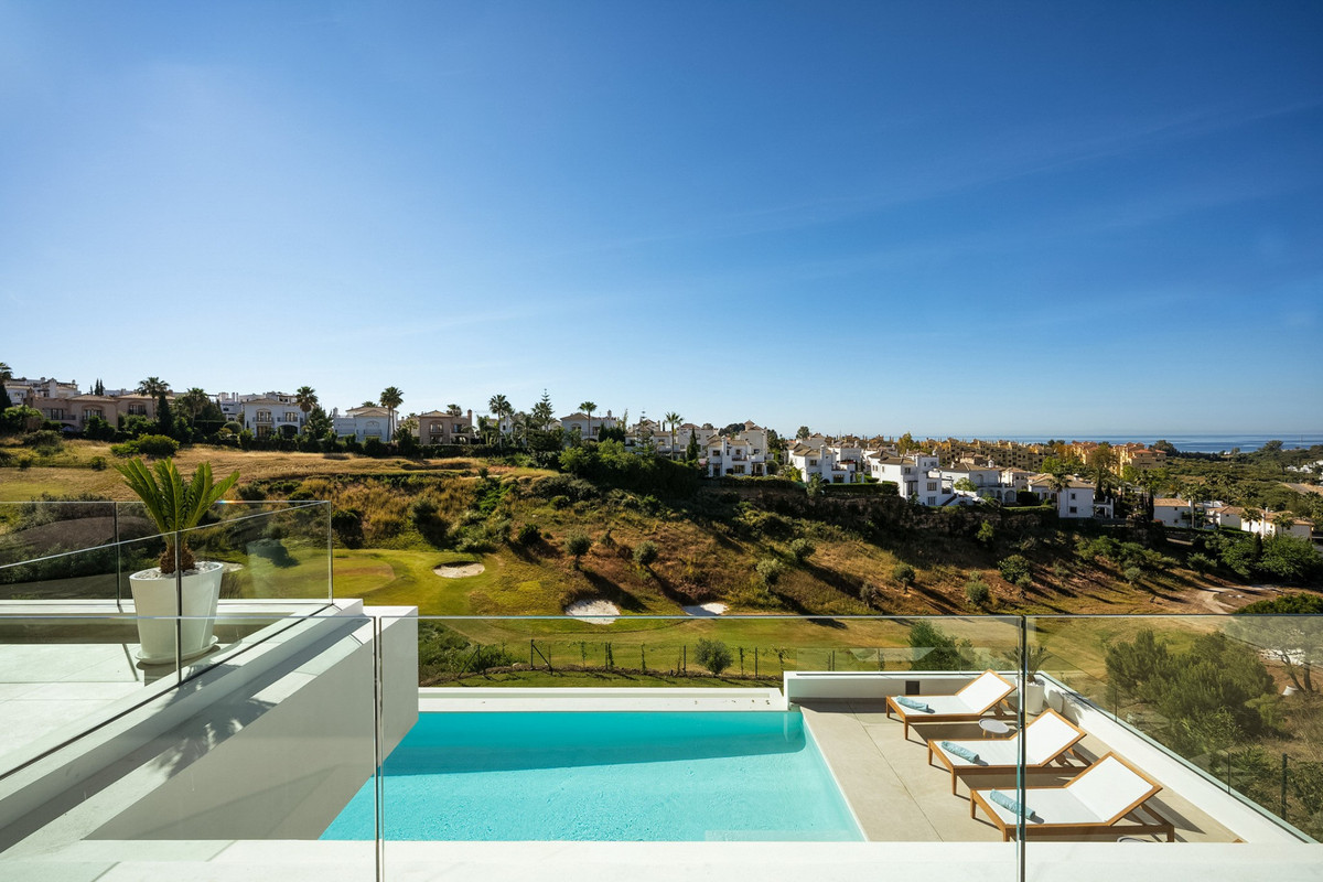 Villa te koop in Estepona 10