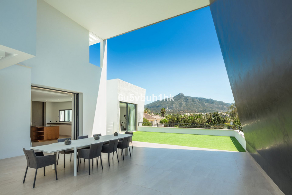 Villa for sale in Marbella - Nueva Andalucía 15