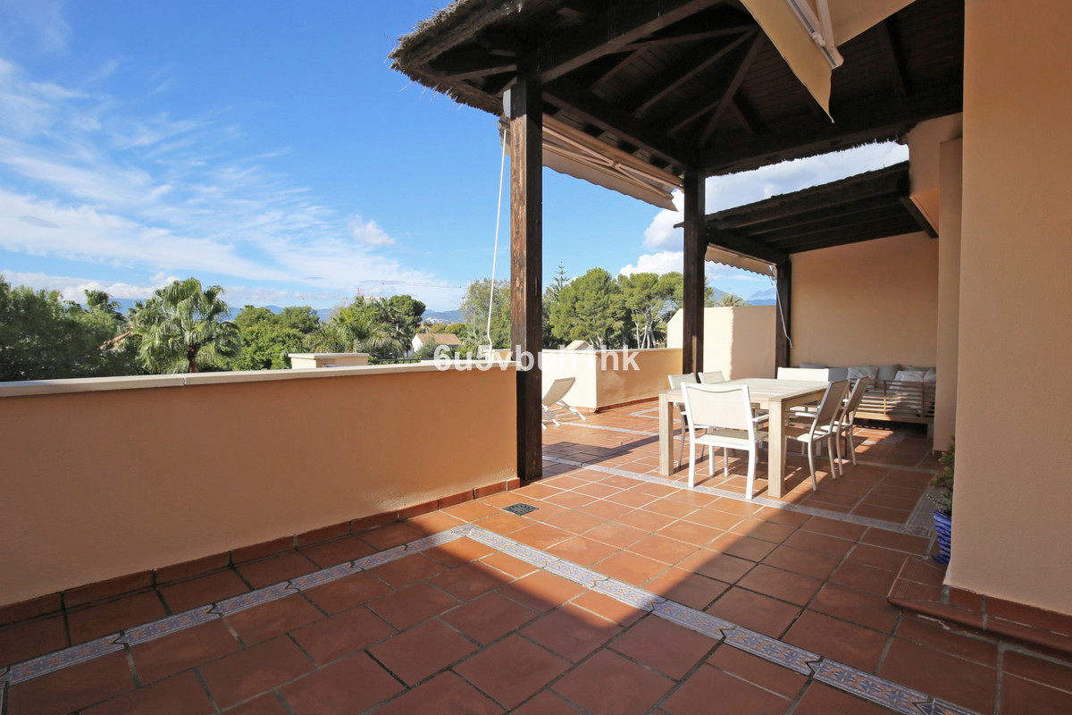Penthouse for sale in Marbella - Nueva Andalucía 25