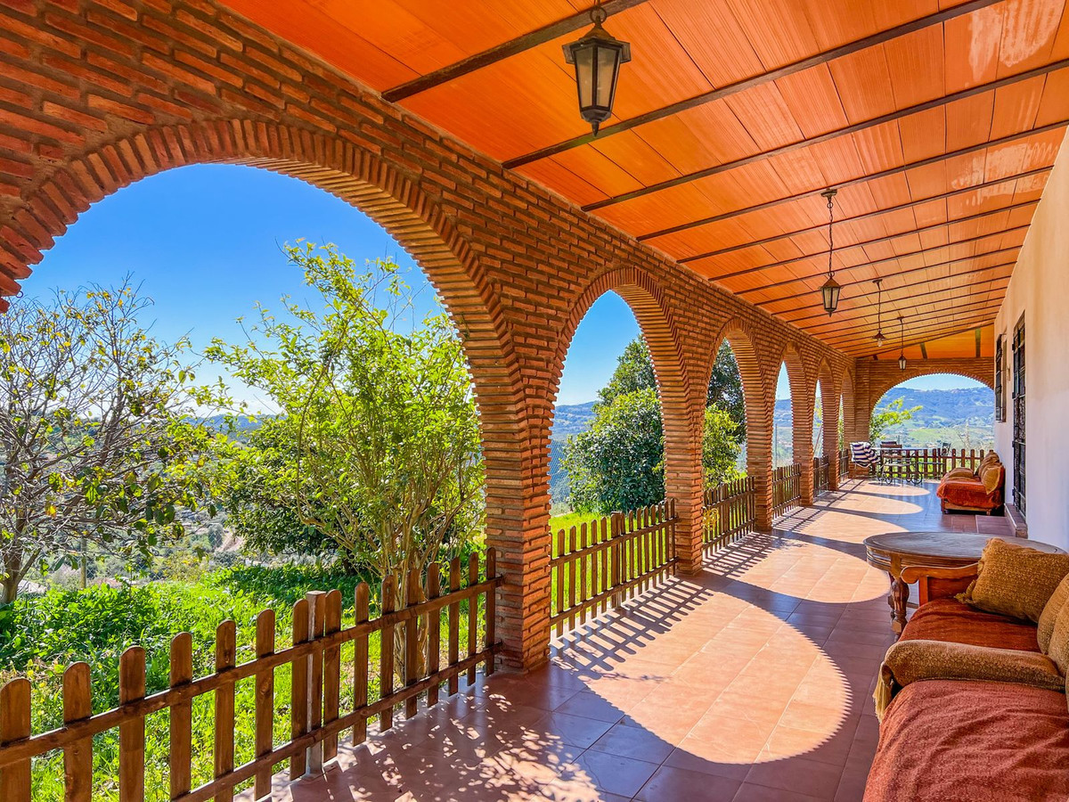 Countryhome for sale in Mijas 34