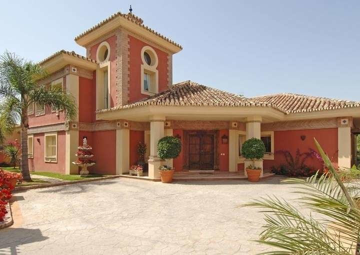 Villa for sale in Benahavís 1