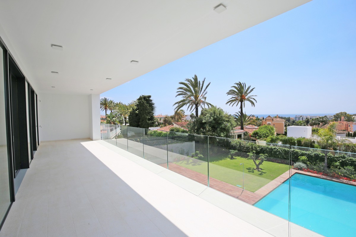 Villa till salu i Marbella - Nueva Andalucía 24