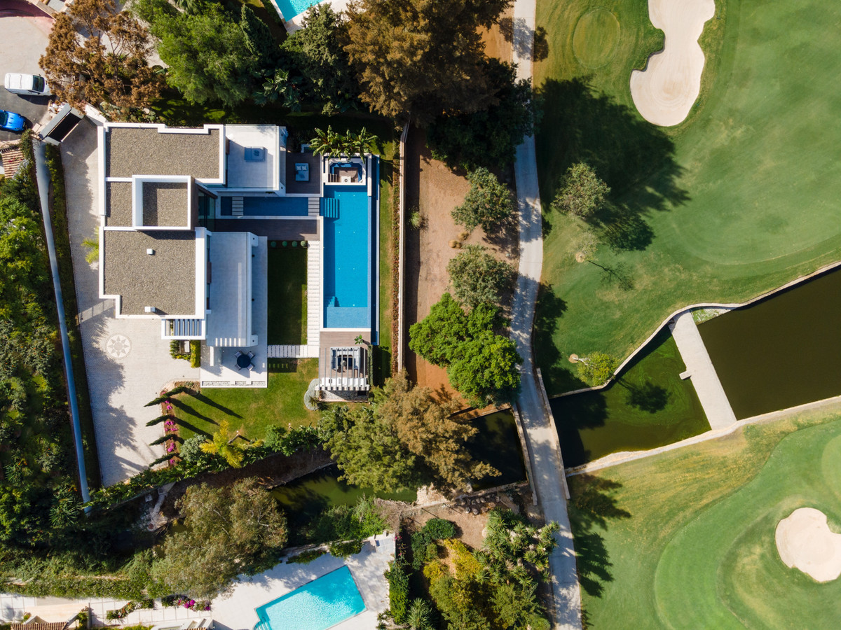Villa for sale in Marbella - Nueva Andalucía 45