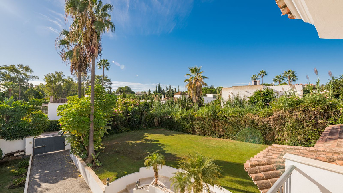 Villa for sale in Marbella - Nueva Andalucía 19