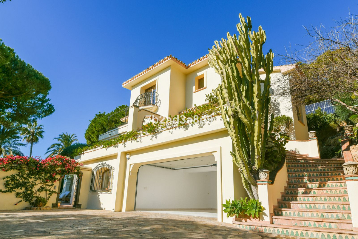 Villa for sale in Málaga 35