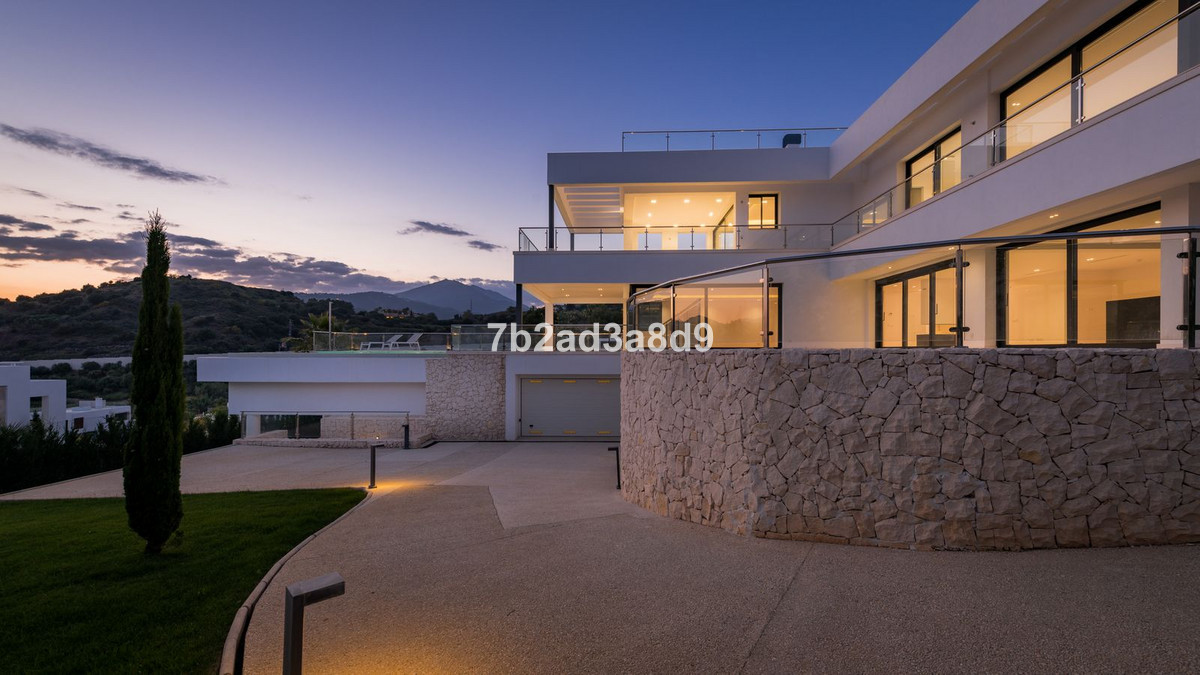 Villa te koop in Marbella - Nueva Andalucía 46