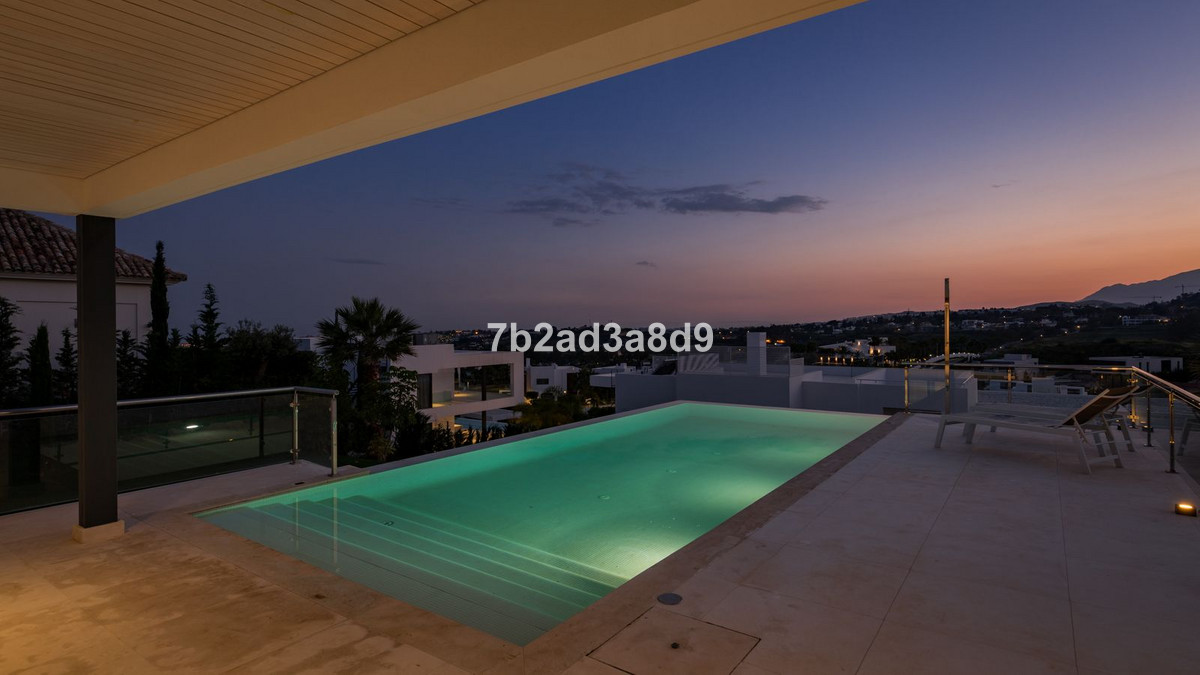Villa for sale in Marbella - Nueva Andalucía 48