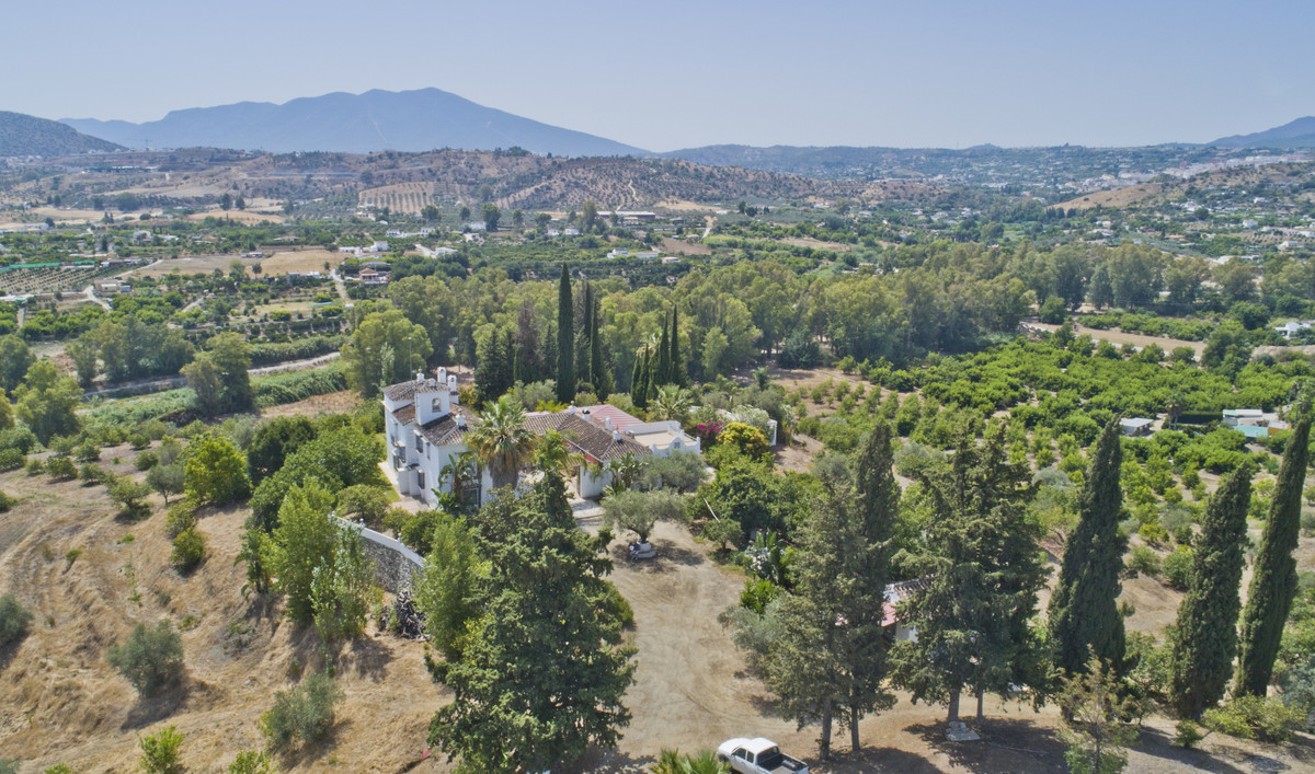 Загородный дом для продажи в Málaga 6