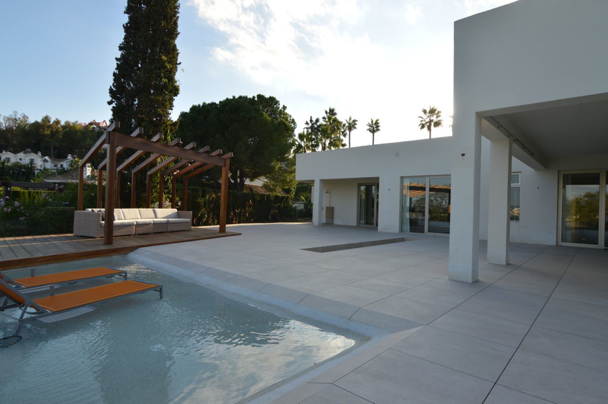 Villa for sale in Marbella - San Pedro and Guadalmina 2
