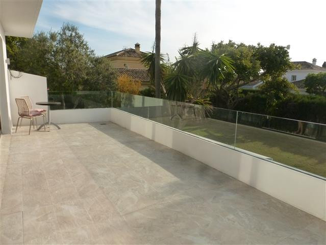 Villa for sale in Marbella - San Pedro and Guadalmina 22