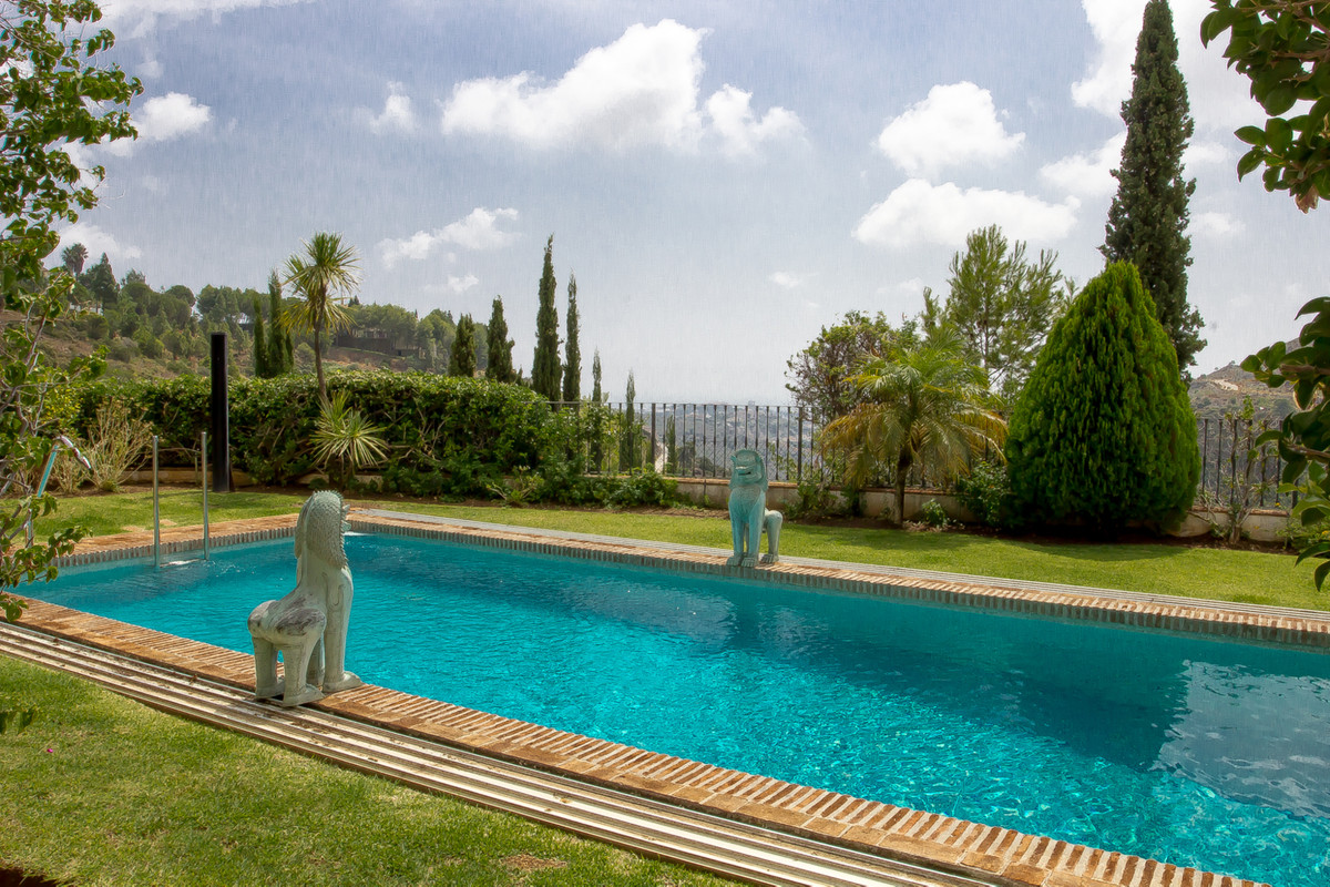 Villa for sale in Towns of the province of Seville 22