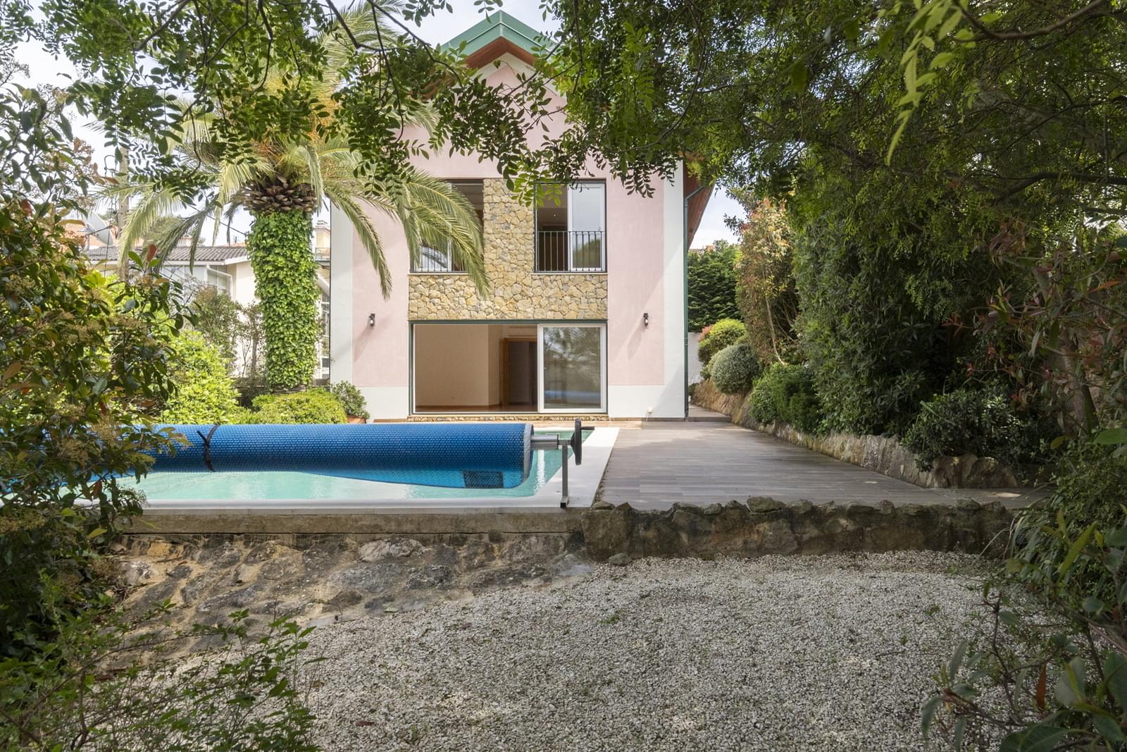 Villa for sale in Cascais and Estoril 30