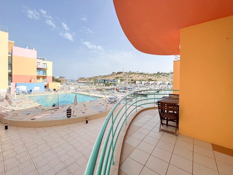 Apartment for sale in Albufeira 15