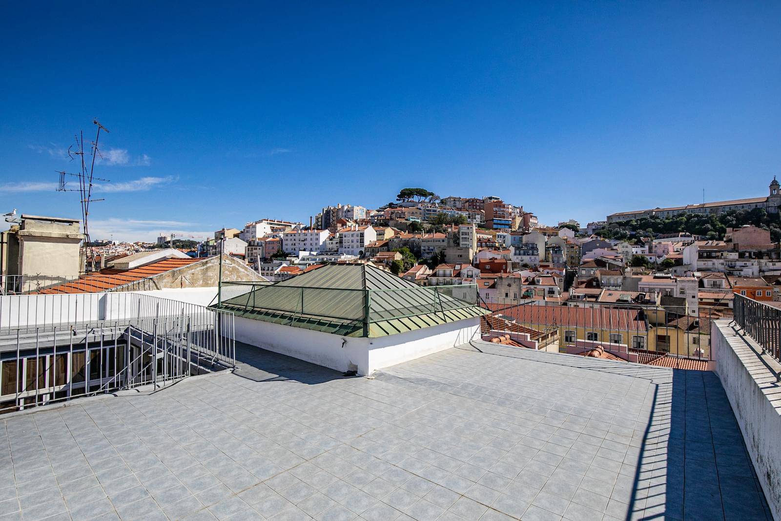 Lägenhet till salu i Lisbon 18