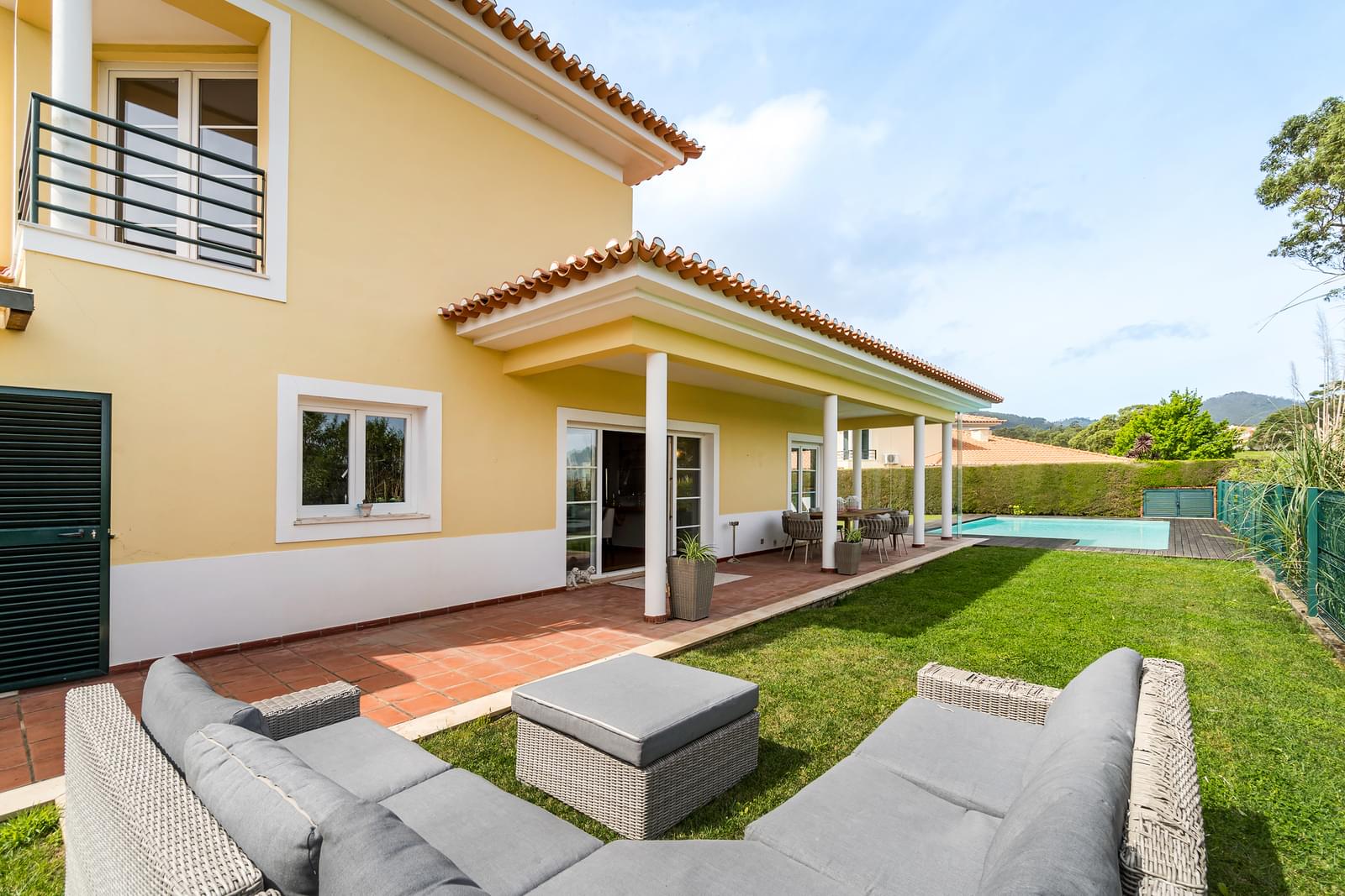 Villa for sale in Cascais and Estoril 27