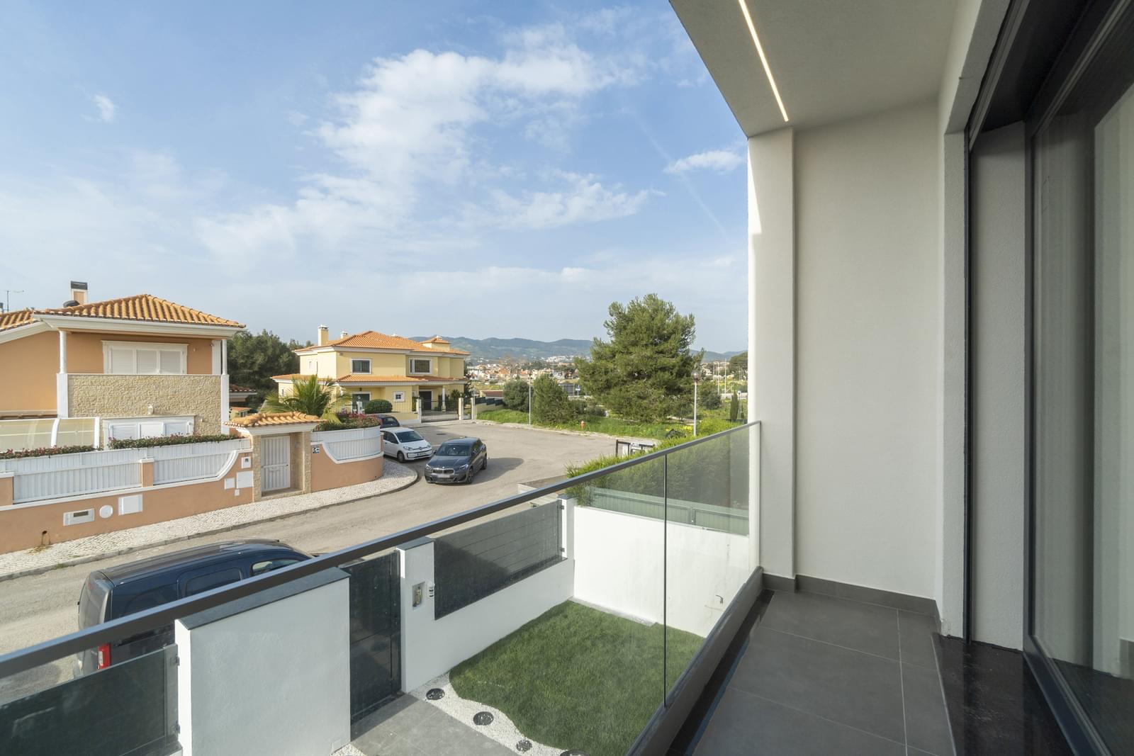 Villa for sale in Cascais and Estoril 26