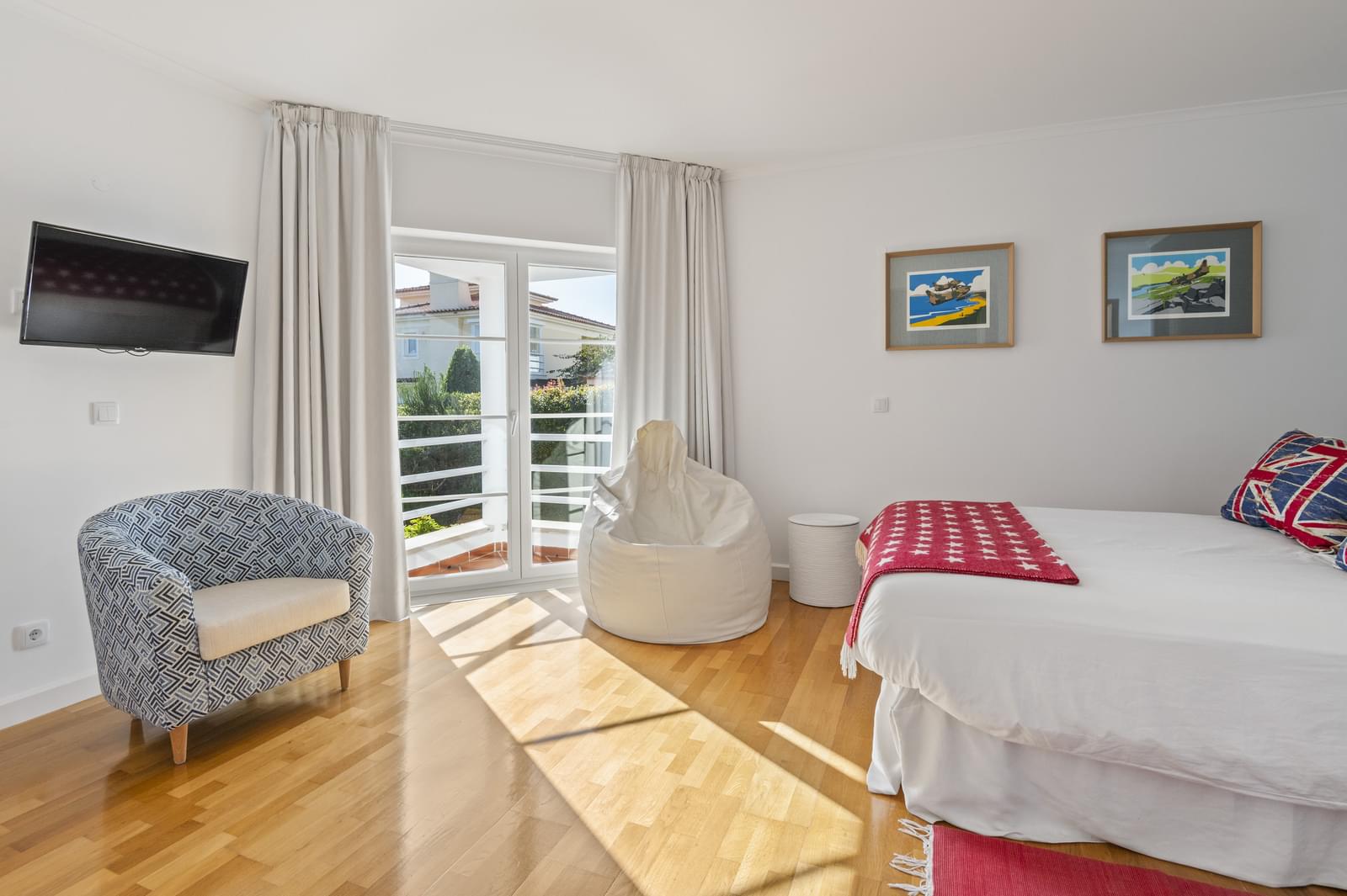 Villa for sale in Cascais and Estoril 54