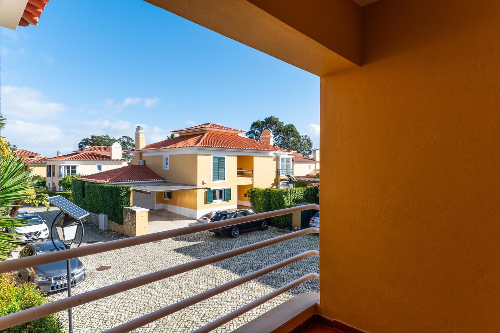 Villa for sale in Cascais and Estoril 59