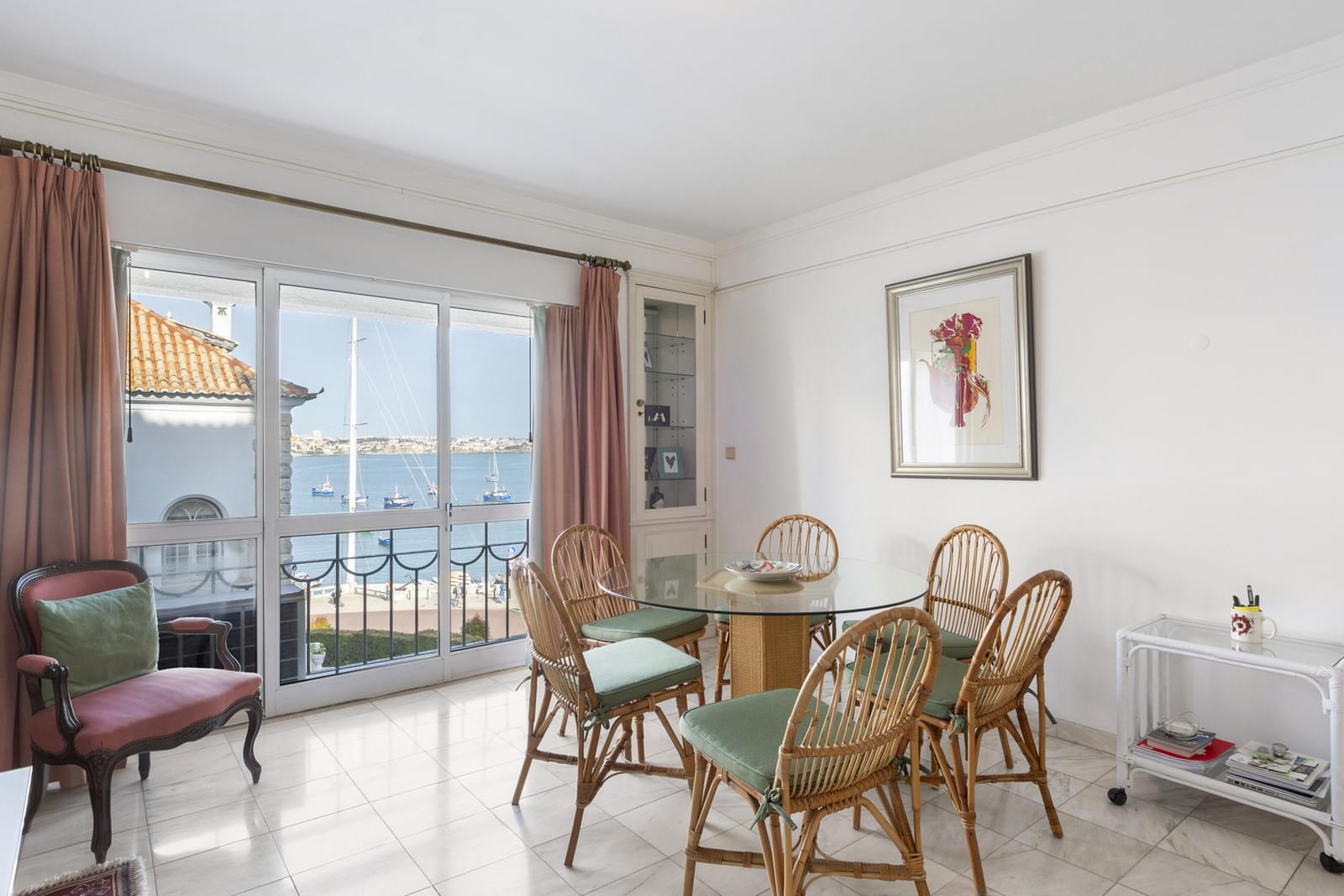 Apartment for sale in Cascais and Estoril 8