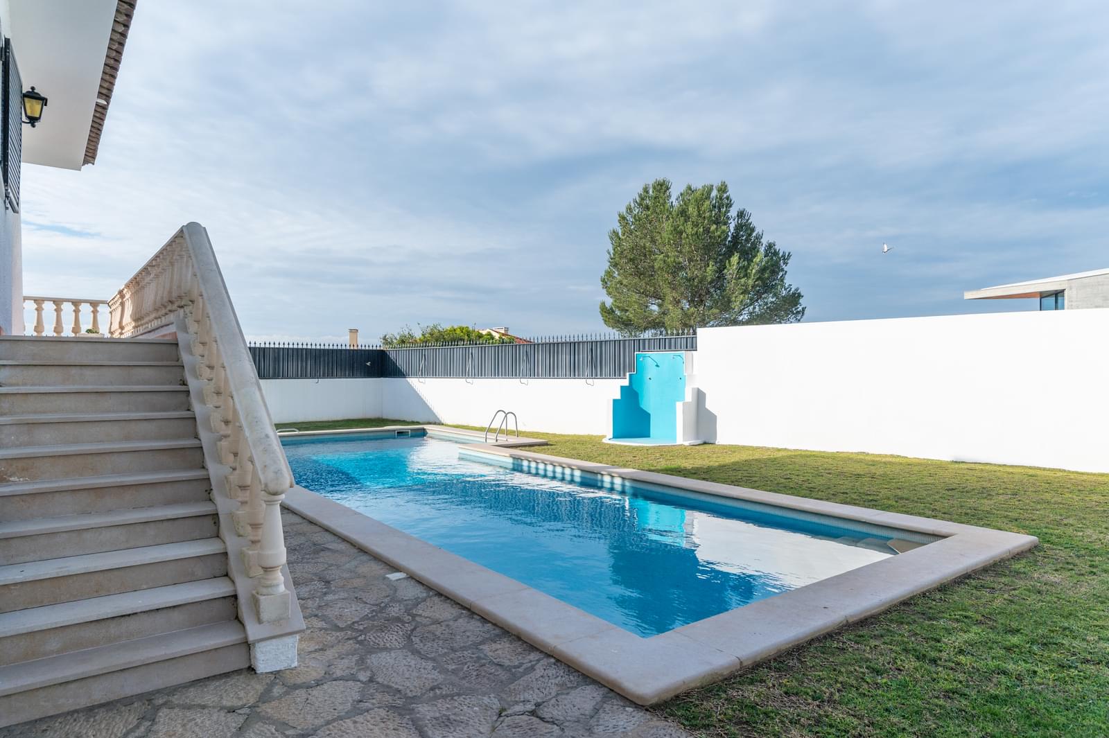 Villa for sale in Cascais and Estoril 19