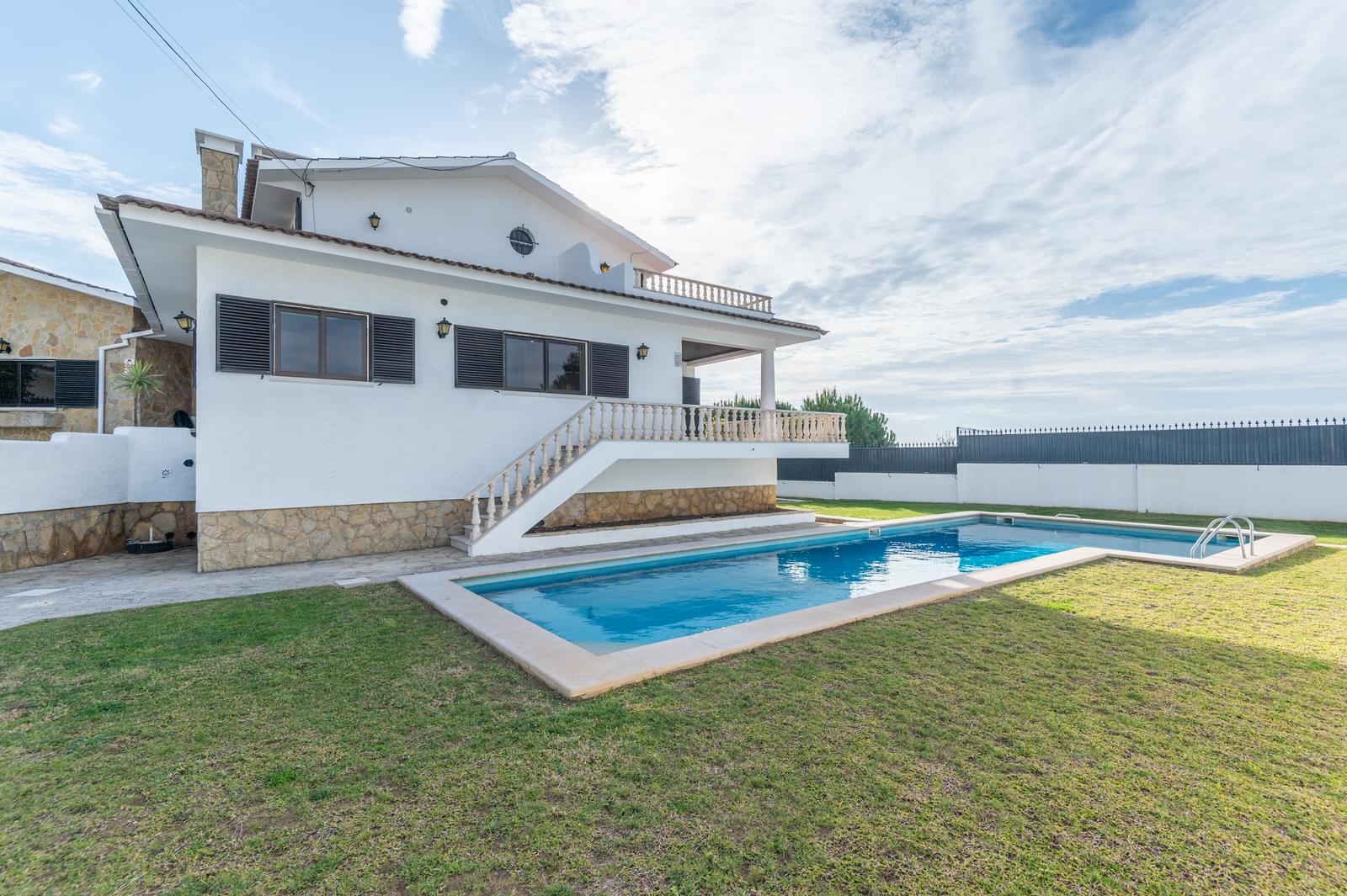 Villa for sale in Cascais and Estoril 21