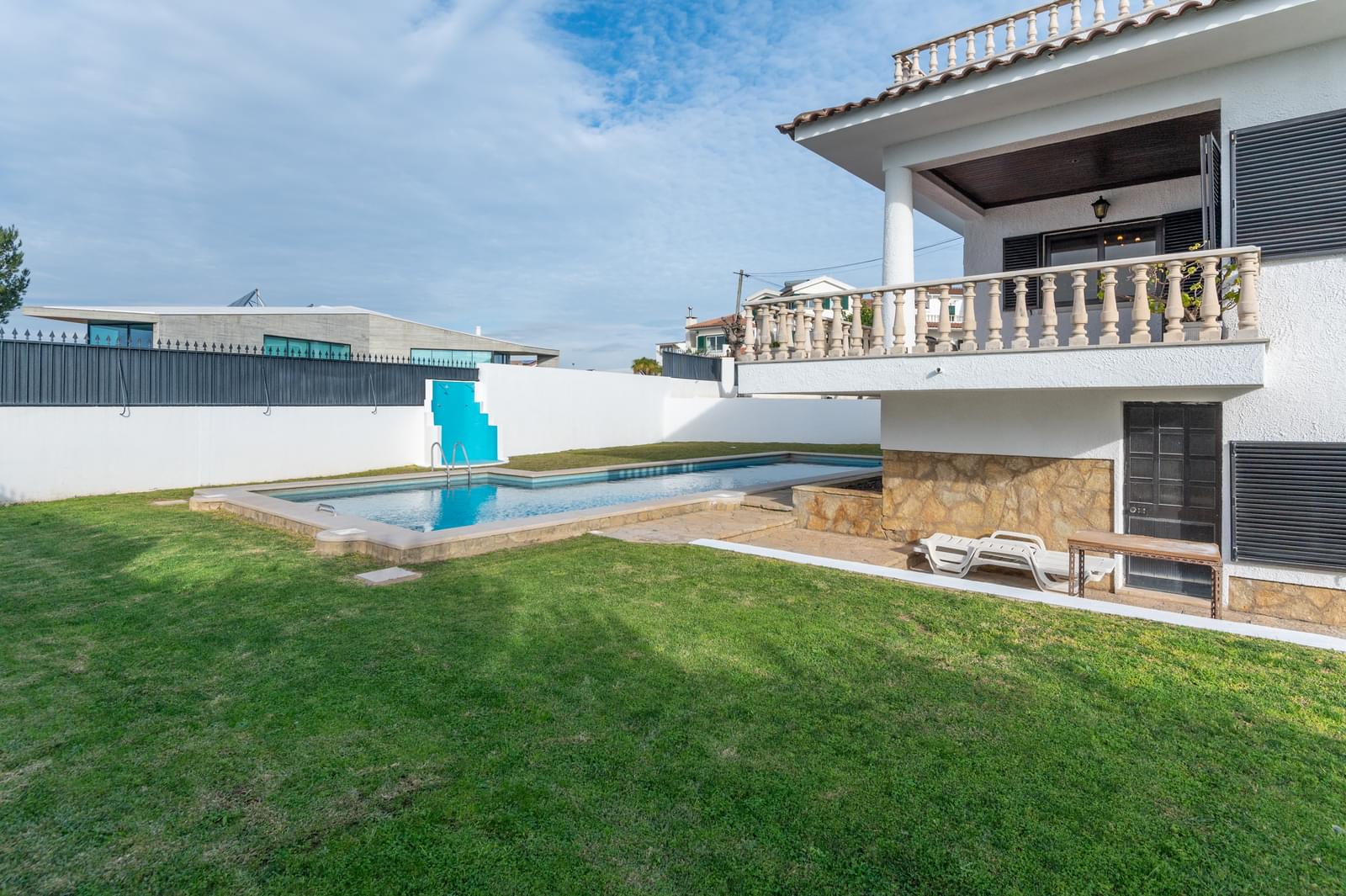 Villa for sale in Cascais and Estoril 25