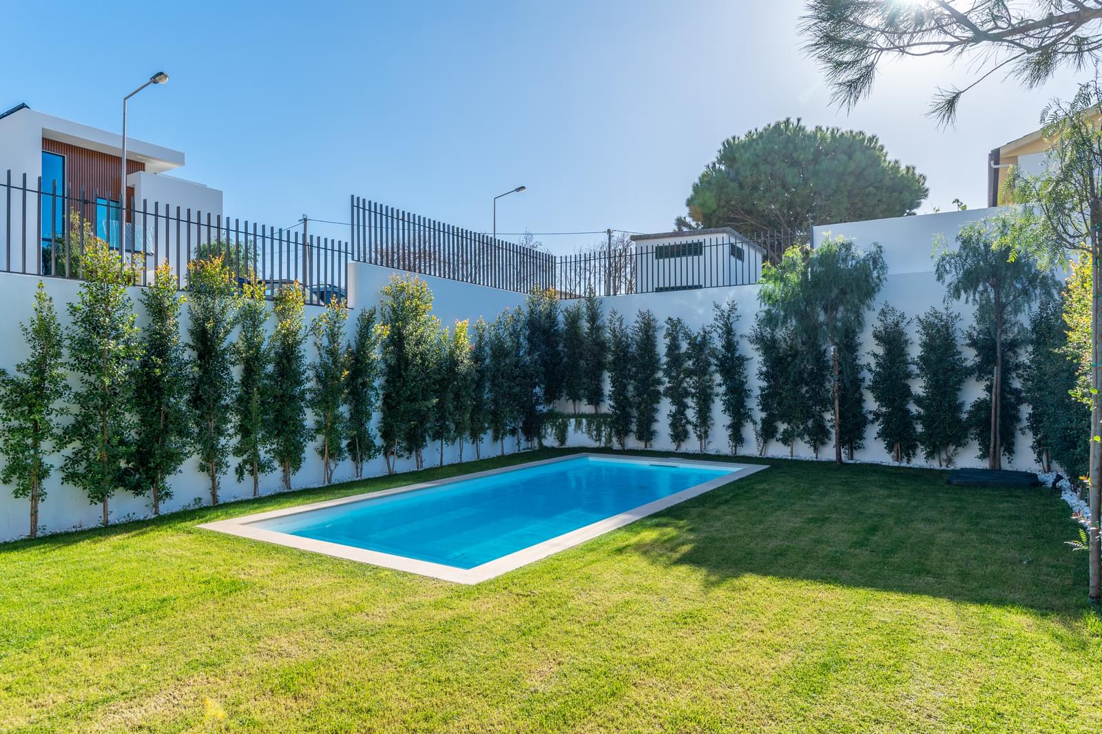 Villa for sale in Cascais and Estoril 12