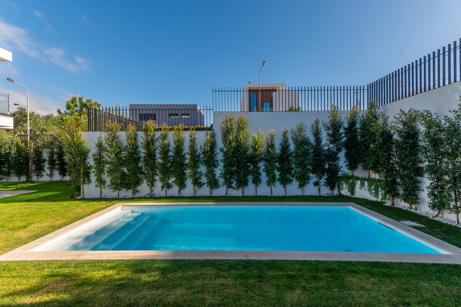 Villa for sale in Cascais and Estoril 13