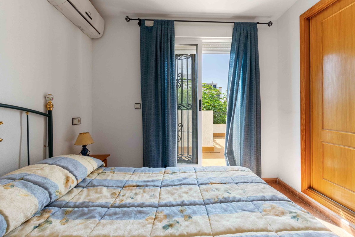 Townhouse na sprzedaż w Alicante 10