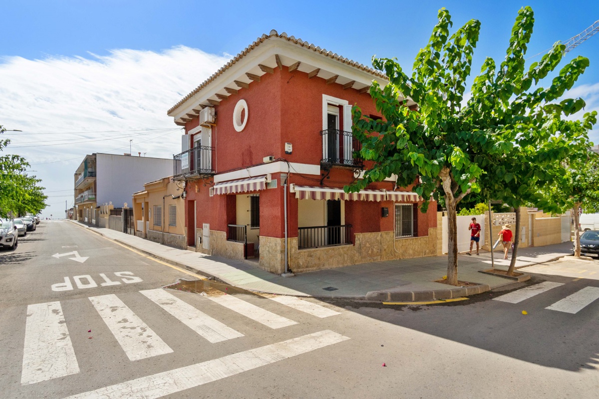 Townhouse na sprzedaż w Alicante 1