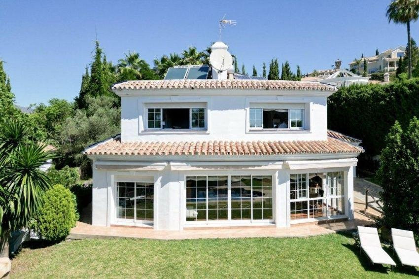 Villa for sale in Mijas 12