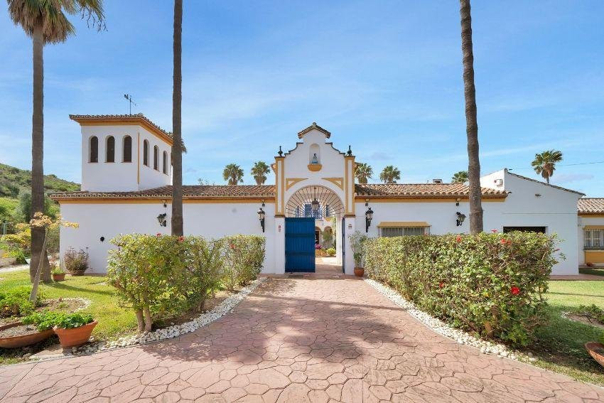 Villa for sale in Mijas 52
