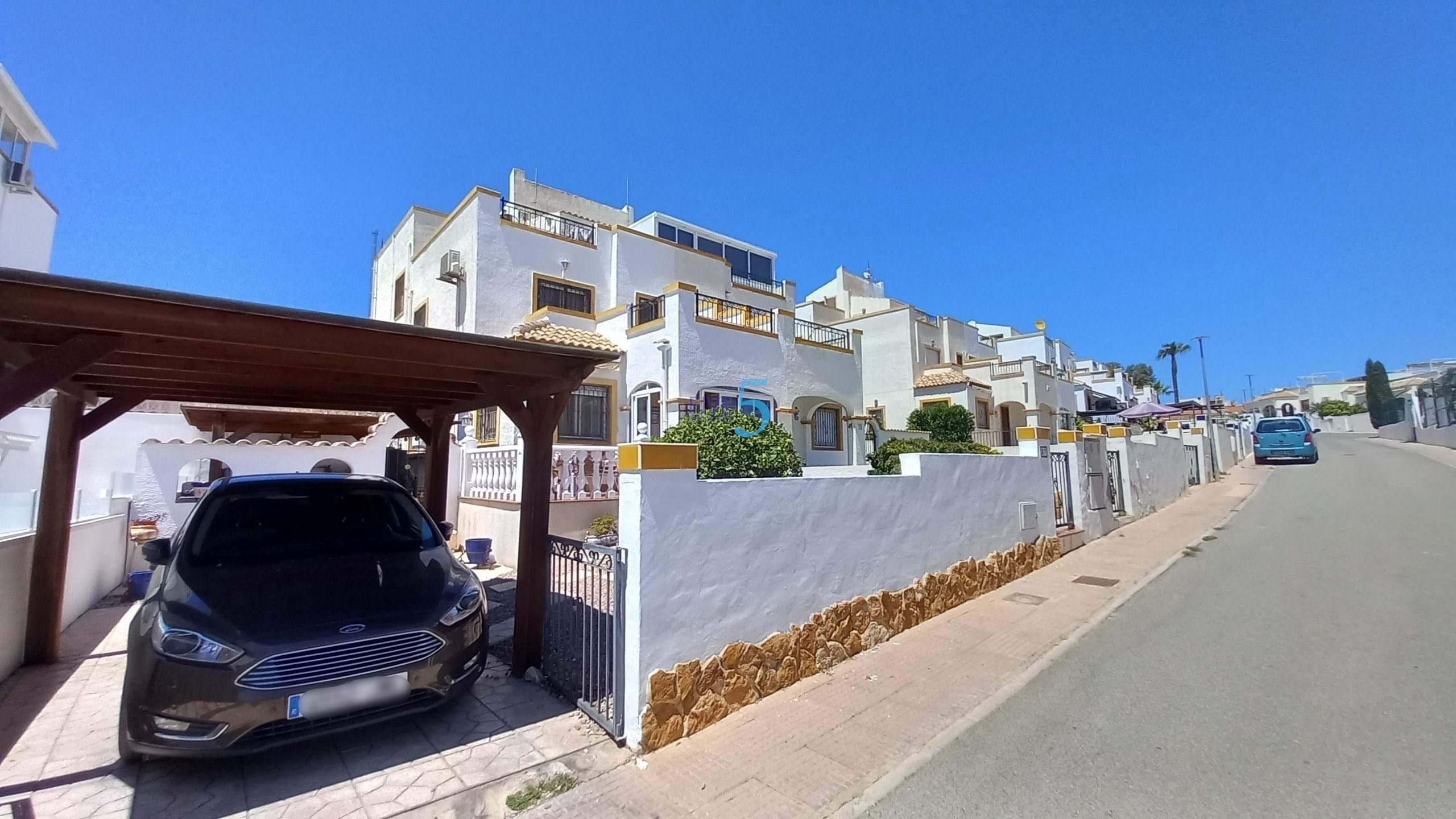 Townhouse for sale in Alicante 5