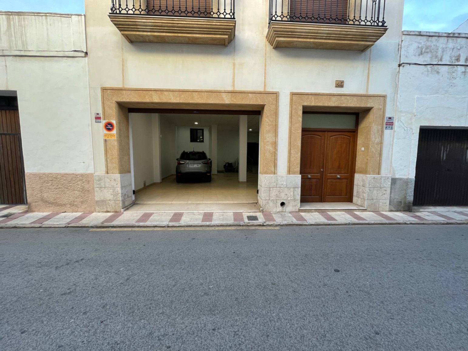 Villa for sale in Alicante 4