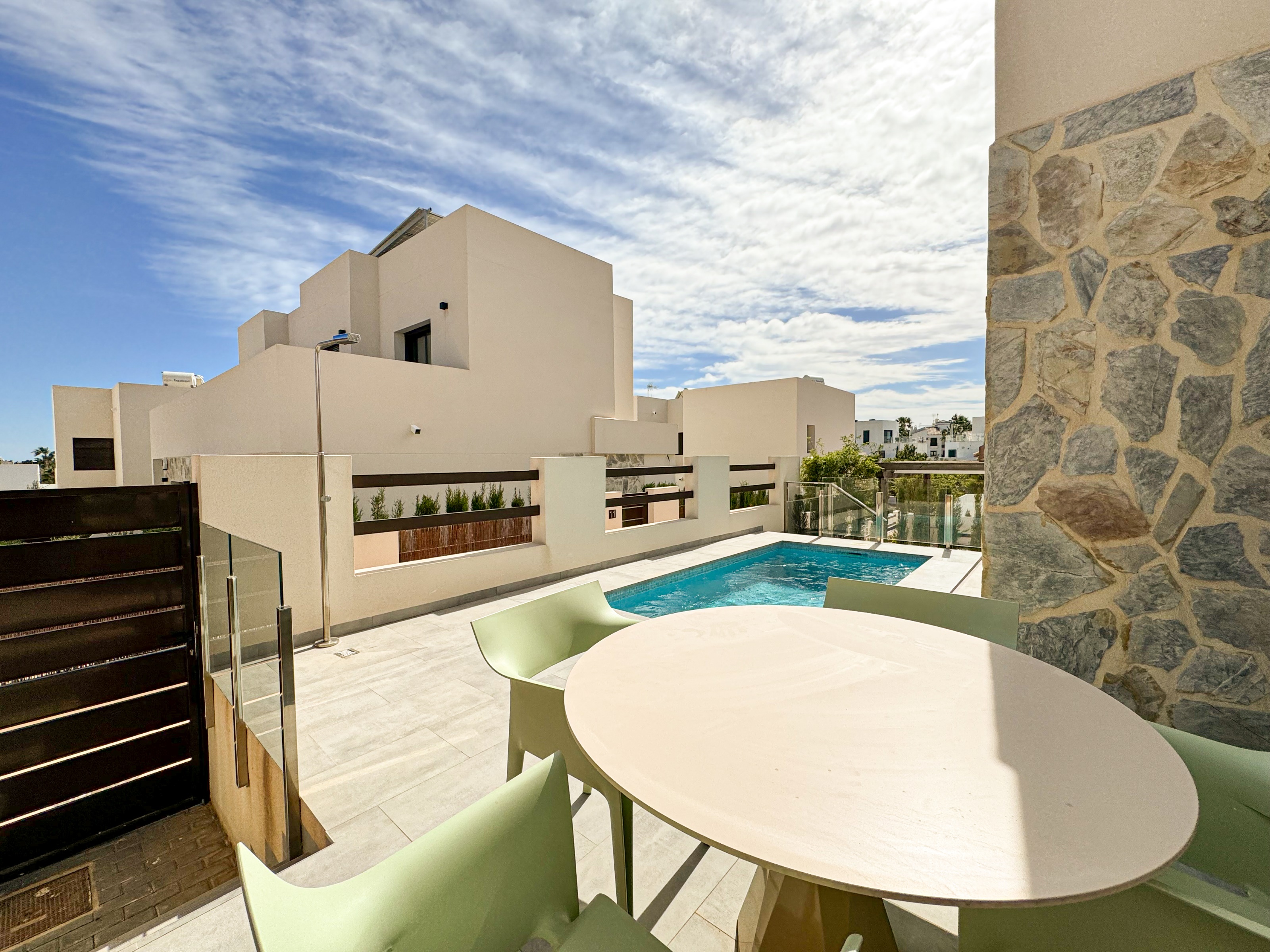 Villa à vendre à Alicante 2