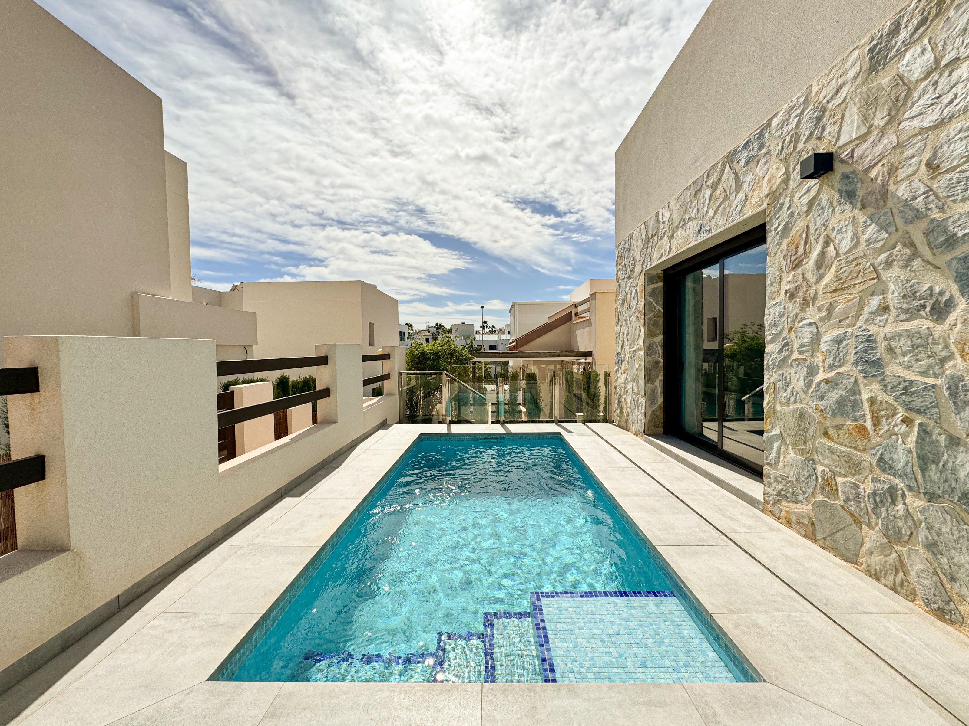 Villa à vendre à Alicante 3