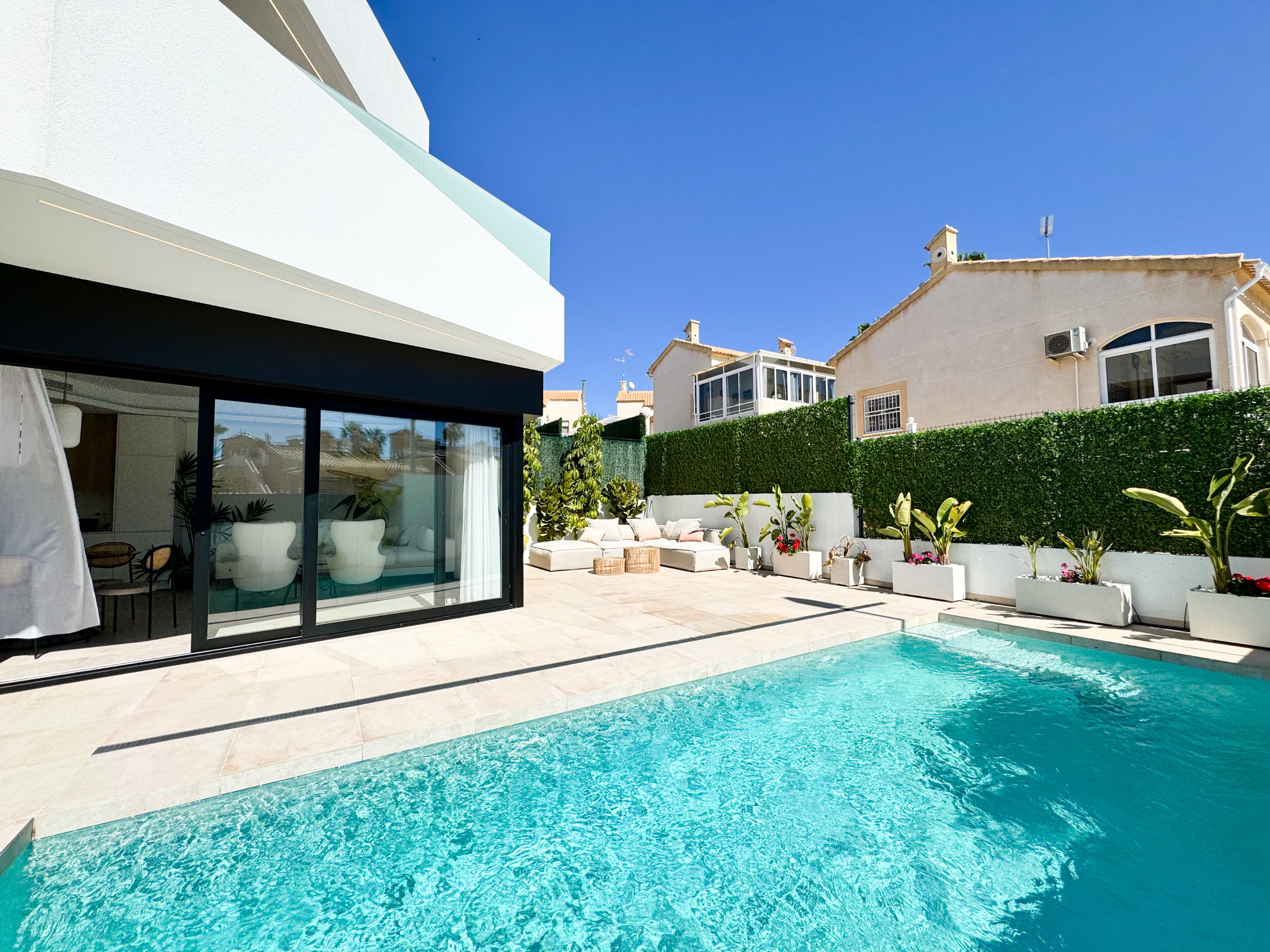 Villa for sale in Alicante 22