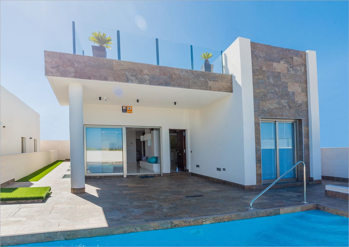 Villa à vendre à Alicante 3