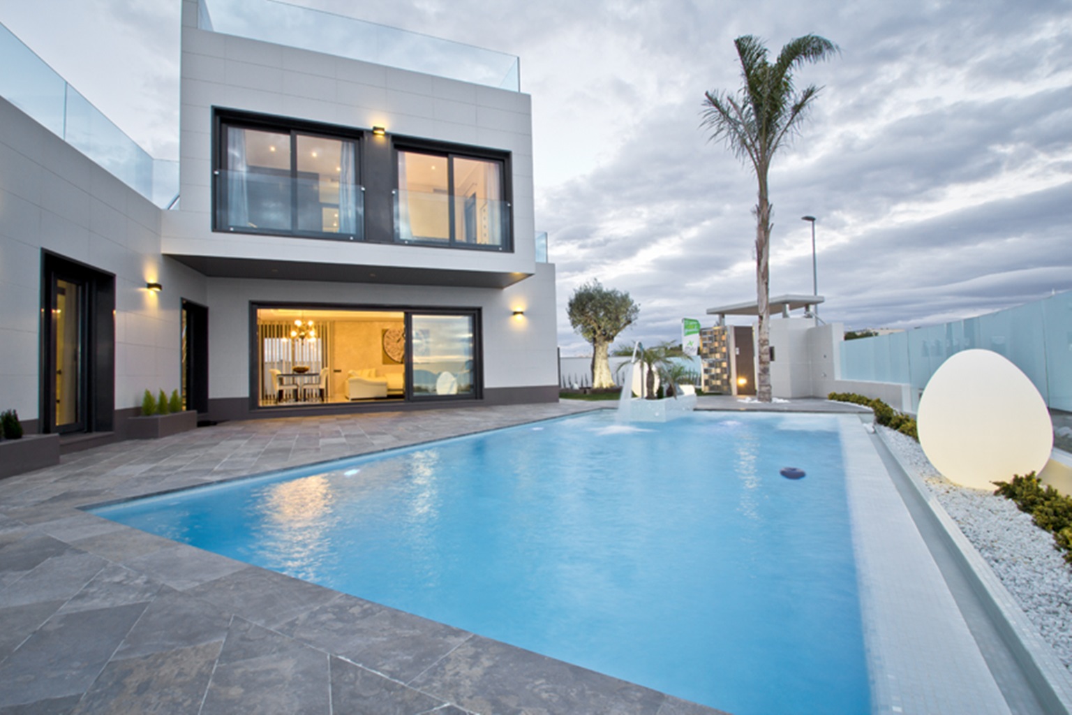 Villa for sale in Alicante 2