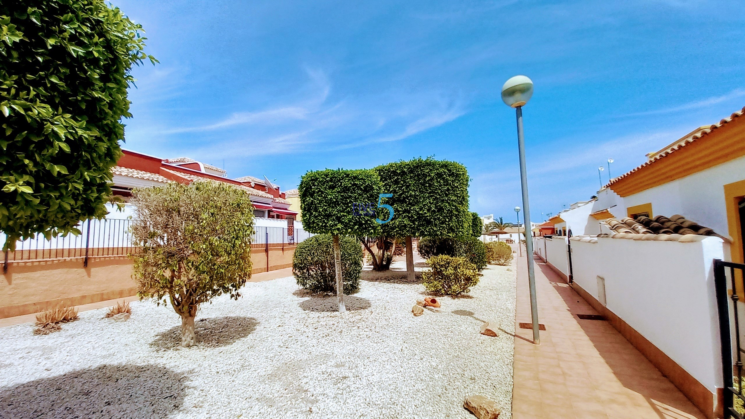 Townhouse na sprzedaż w Alicante 15
